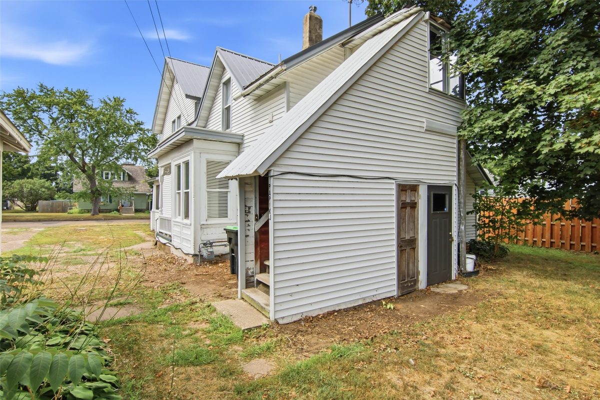107 Grove Street, Chippewa Falls WI 54729 - ResidentialIncome house for sale - MLS #1604377 - image32