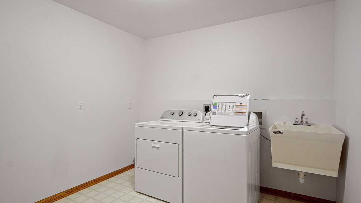 1811 Mitscher Avenue, Eau Claire WI 54701 - Residential house for sale - MLS #1603238 - image34