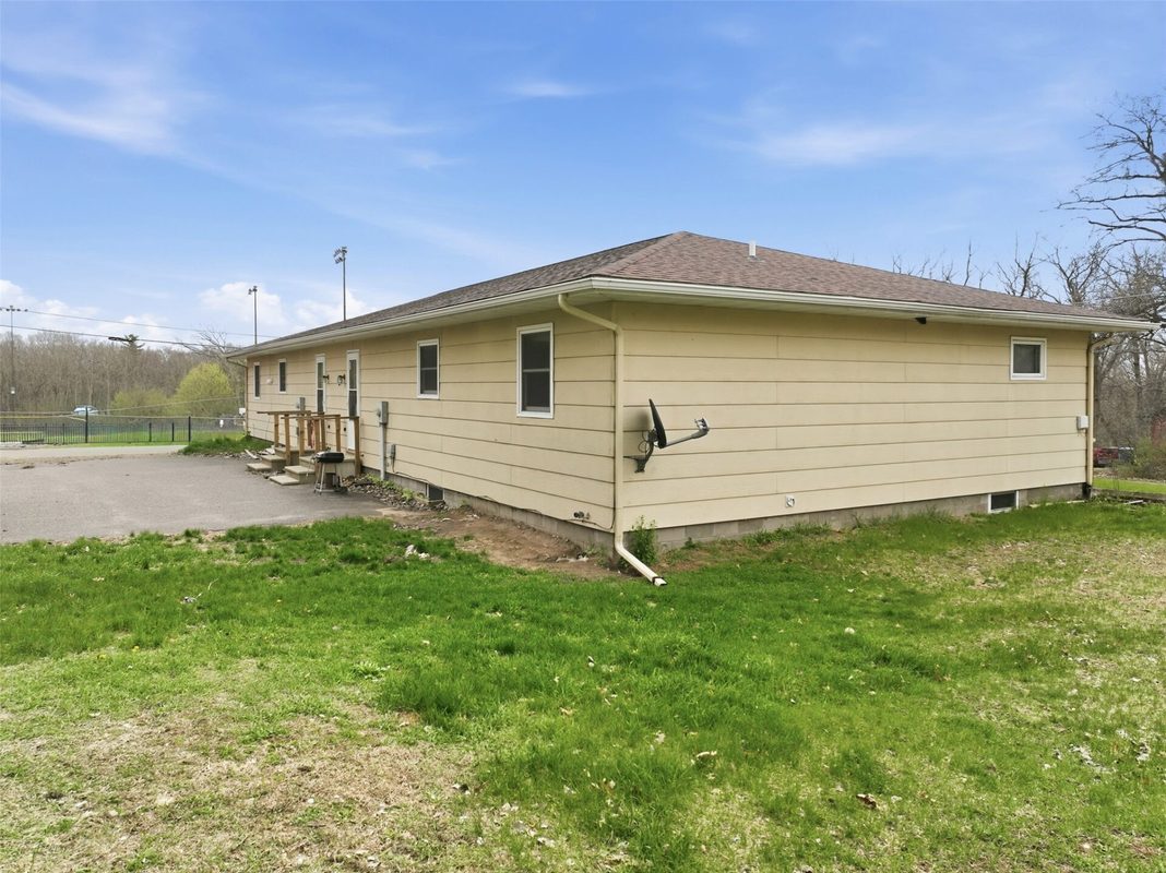 916-918 Michigan Street, Spooner WI 54801 - ResidentialIncome house for sale - MLS #1602379 - image3