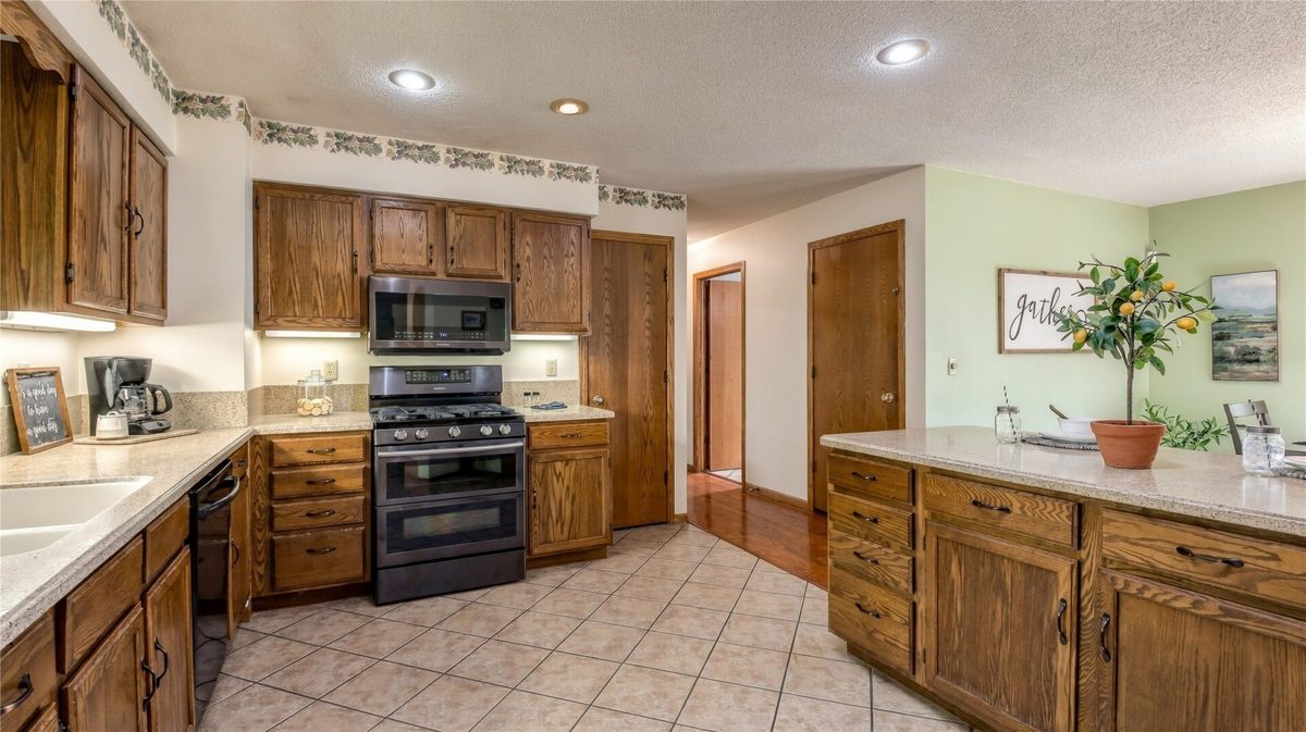 503 Hewitt Street, Eau Claire WI 54703 - Residential house for sale - MLS #1605066 - image12