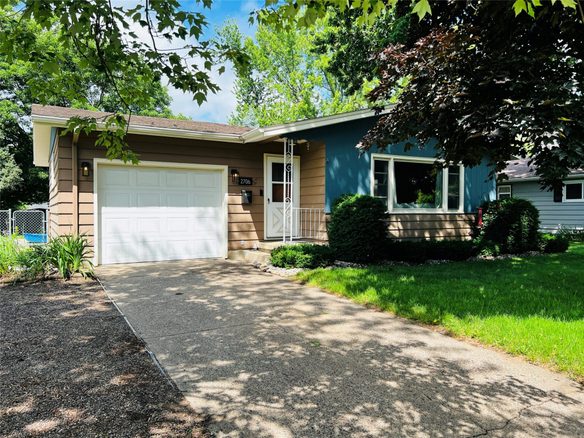 2706 Sherman Street, Eau Claire WI 54701 - Residential house for sale - MLS #1602592 - image1