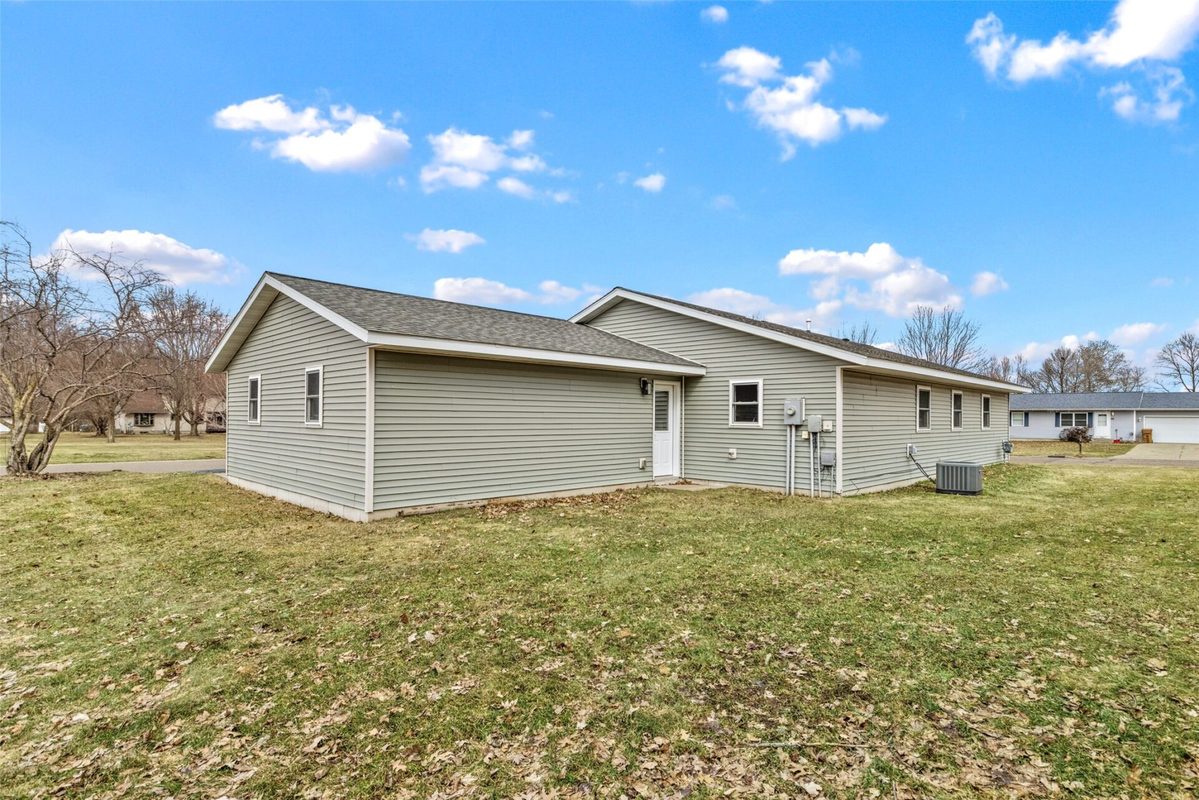Residential at 2100 26th Avenue, Bloomer, WI 54724 — photo 5