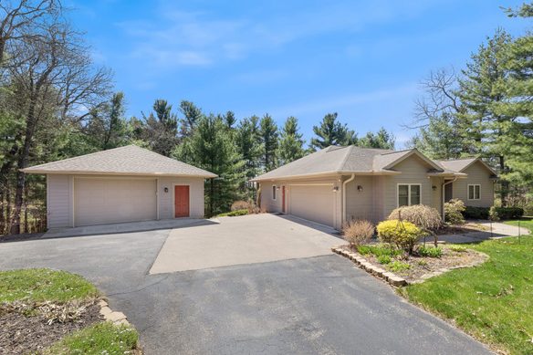 8133 Idol Ave Avenue, Sparta, WI
