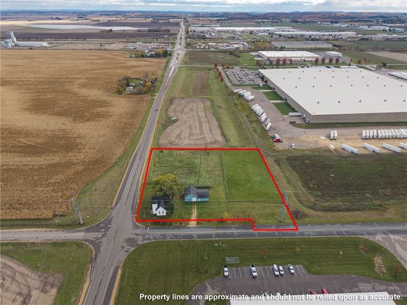 6094 650th Avenue, Menomonie WI 54751 - CommercialSale house for sale - MLS #1596729 - image1