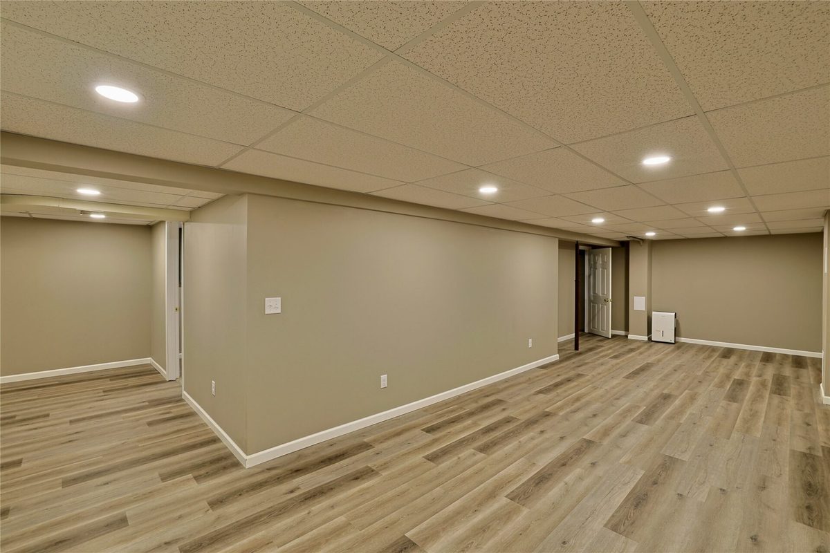 3045 Wedgewood Avenue, Eau Claire WI 54703 - Residential house for sale - MLS #1604462 - image38