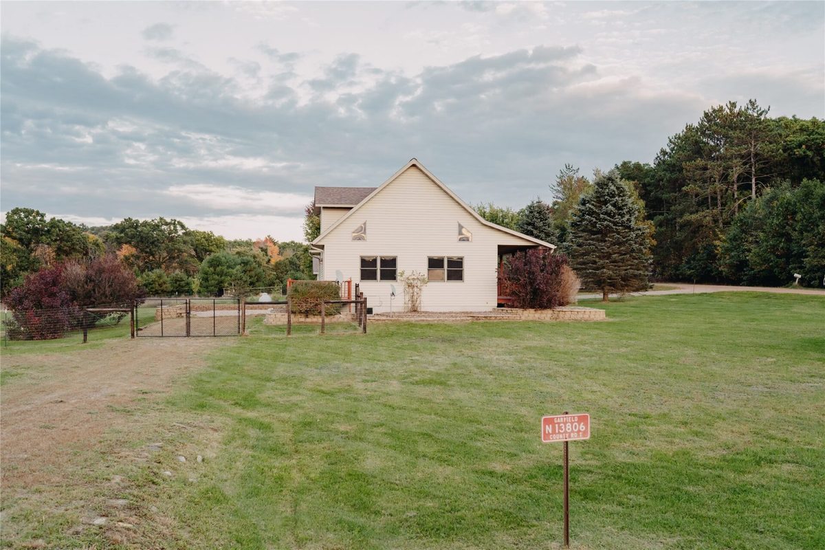 W14782 Crave Road, Fairchild WI 54741 - Residential house for sale - MLS #1605847 - image6