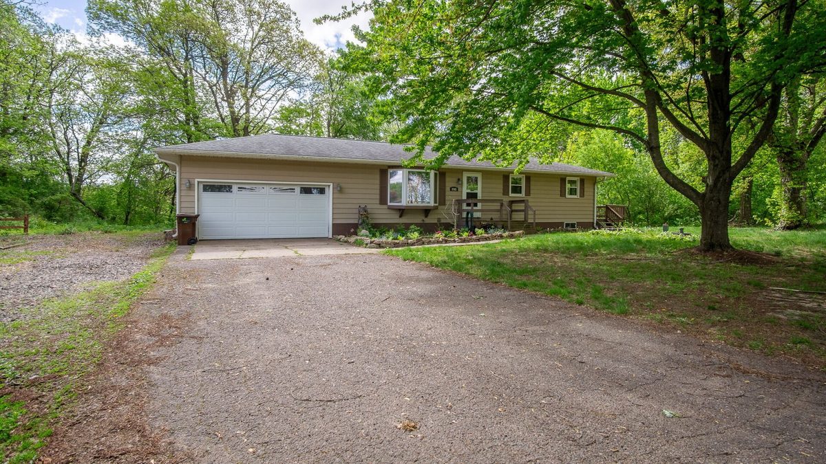 N3762 990th Street, Eau Claire WI 54703 - Residential house for sale - MLS #1601457 - image2