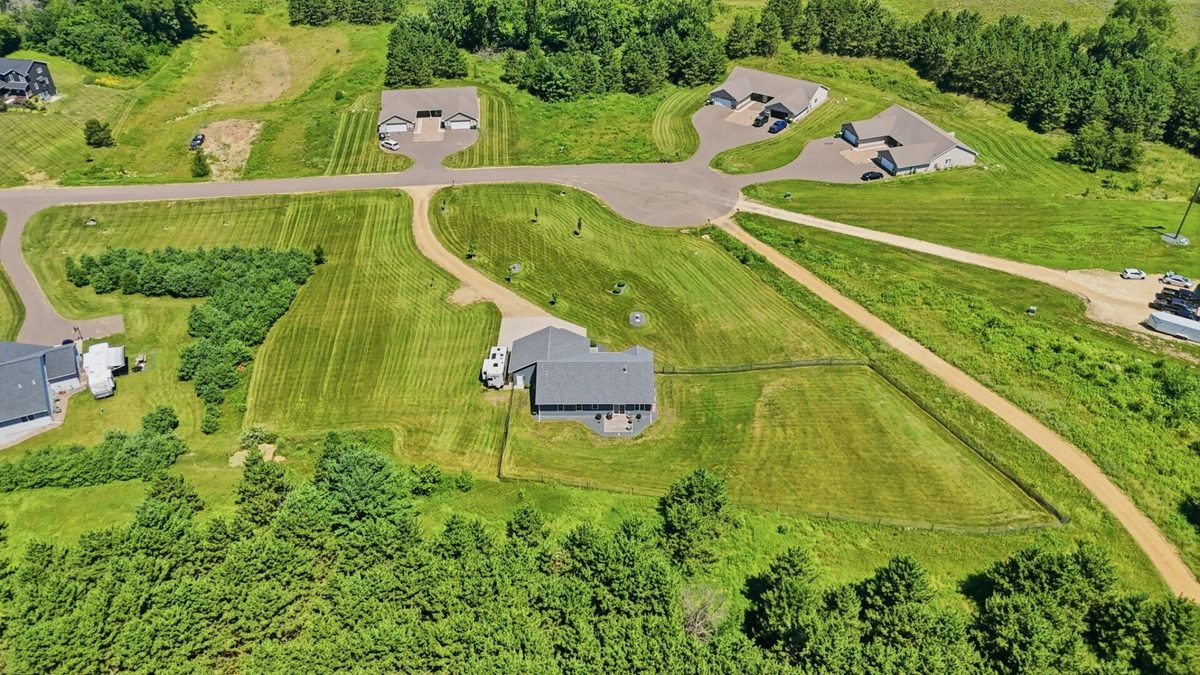 911 67th Avenue, Hudson WI 54016 - Residential house for sale - MLS #1603301 - image31