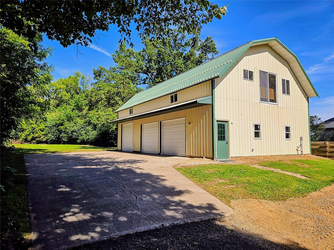 131 2nd Avenue, Clear Lake WI 54005 - Residential house for sale - MLS #1605251 - image2