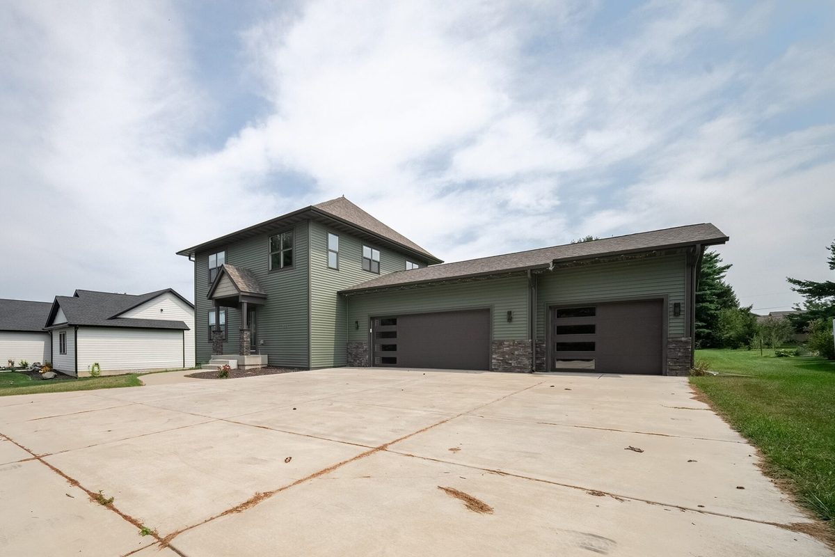 744 State Street, Fall Creek WI 54742 - Residential house for sale - MLS #1604111 - image2