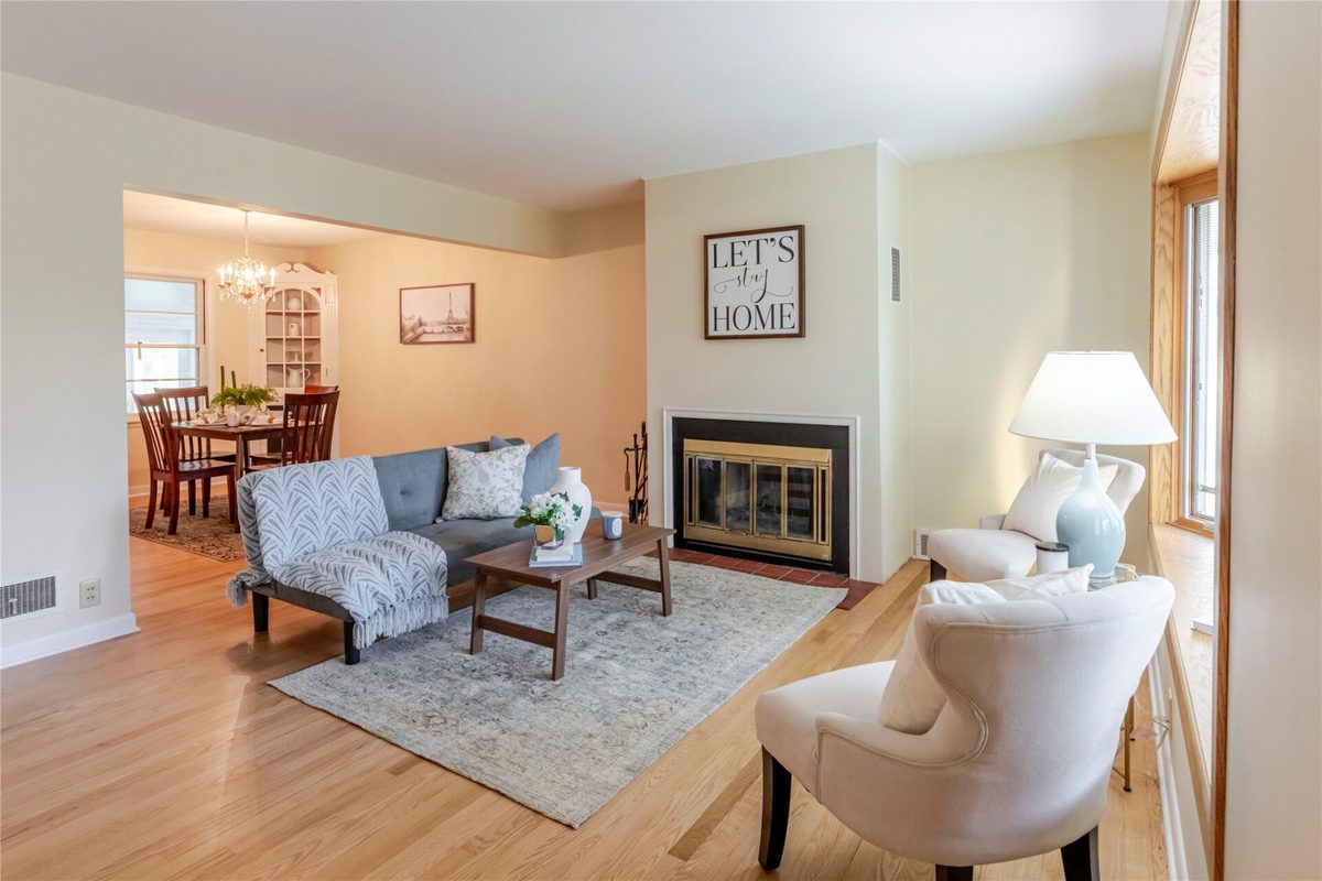 2836 Kelly Place, Eau Claire WI 54701 - Residential house for sale - MLS #1600669 - image2