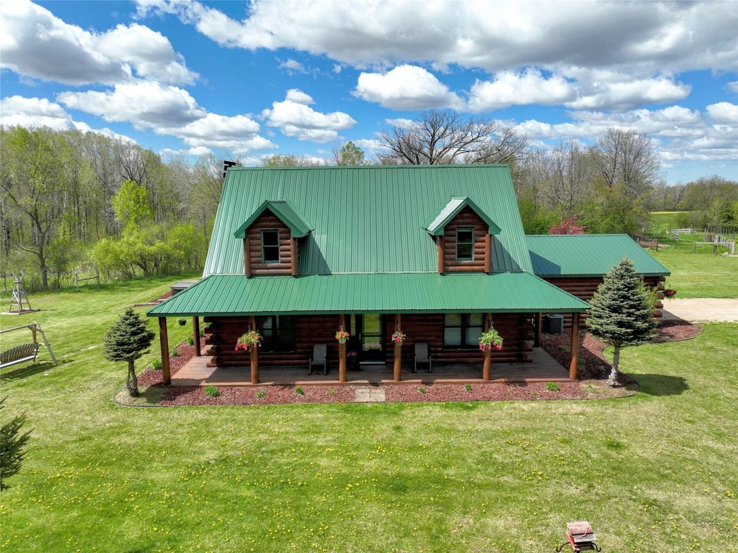 171 30th Street, Clear Lake WI 54005 - Residential house for sale - MLS #1601342 - image2
