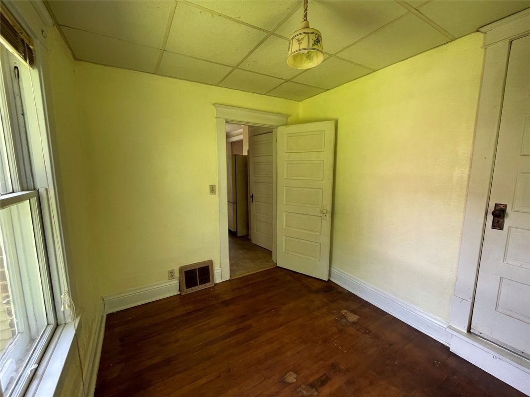 805 Clover Street, Withee WI 54498 - Farm house for sale - MLS #1603108 - image9