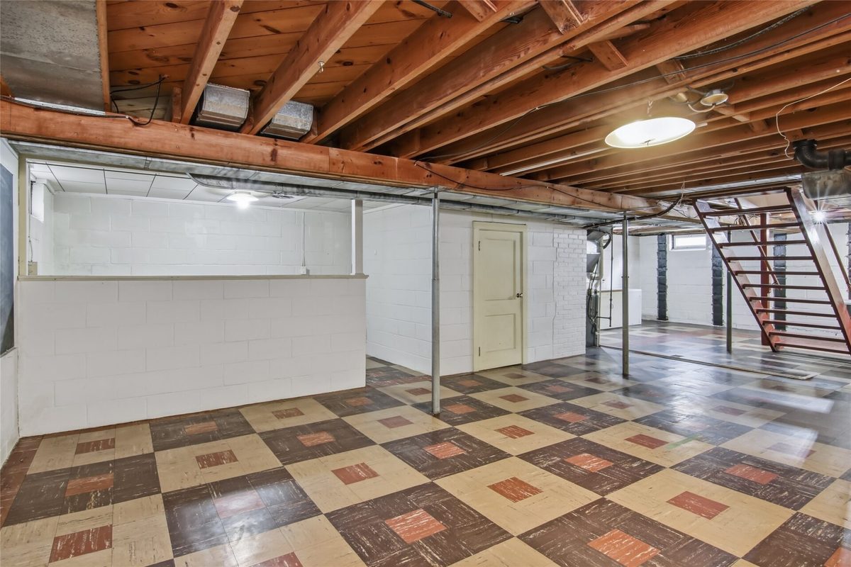 1915 Ohm Avenue, Eau Claire, WI