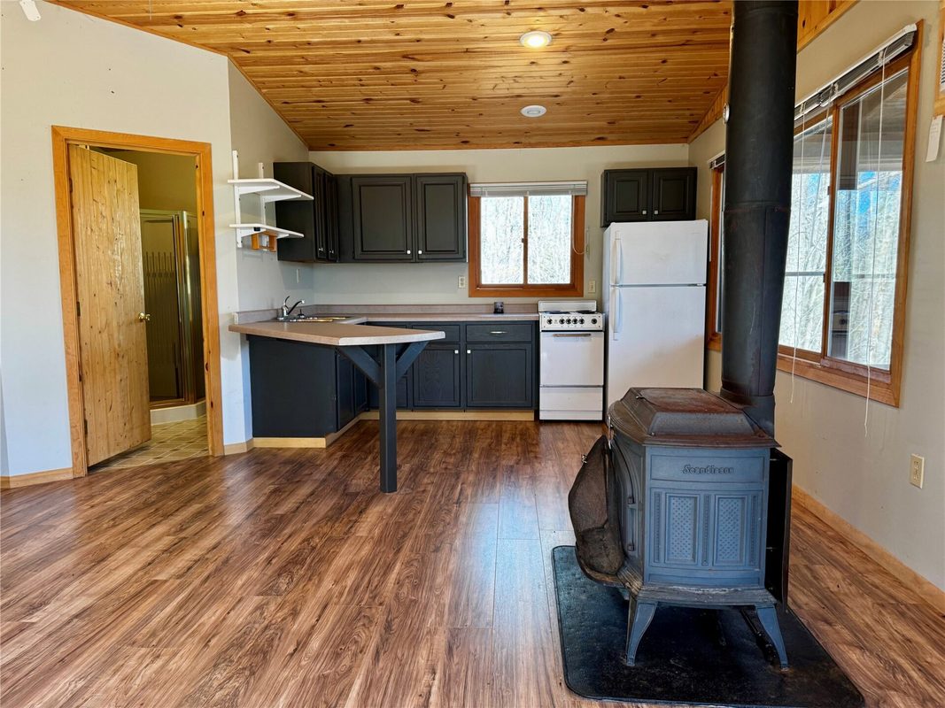 640 N Trcka Lane, Exeland, WI — photo 9