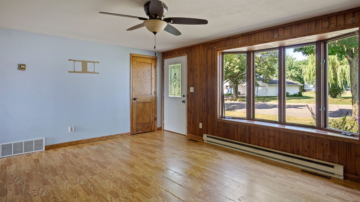 804 Thompson Street, Bloomer WI 54724 - Residential house for sale - MLS #1603700 - image4