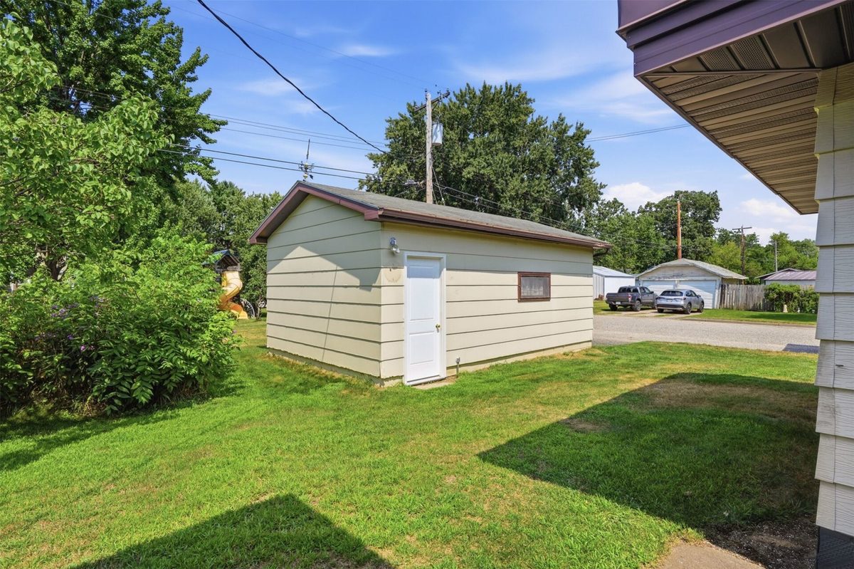 407 Buckman Street, Augusta WI 54722 - Residential house for sale - MLS #1603908 - image38
