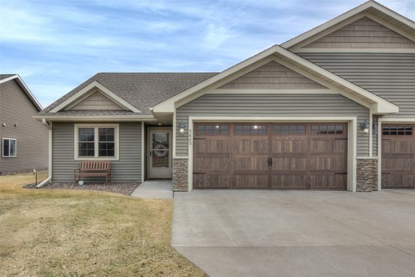5609 Green Park Drive, Eau Claire, WI