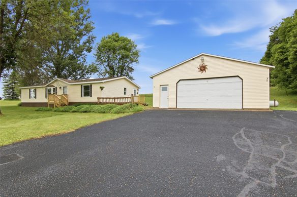 29198 State Highway 40, New Auburn WI 54757 - Residential house for sale - MLS #1602524 - image1