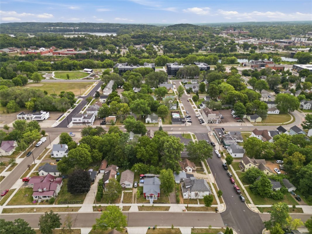 2015 4th Street, Eau Claire WI 54703 - Residential house for sale - MLS #1604335 - image21