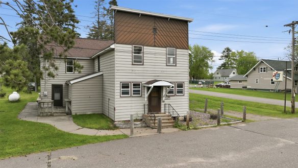 2690 26 26 3/4 Avenue, Mikana WI — $119,900