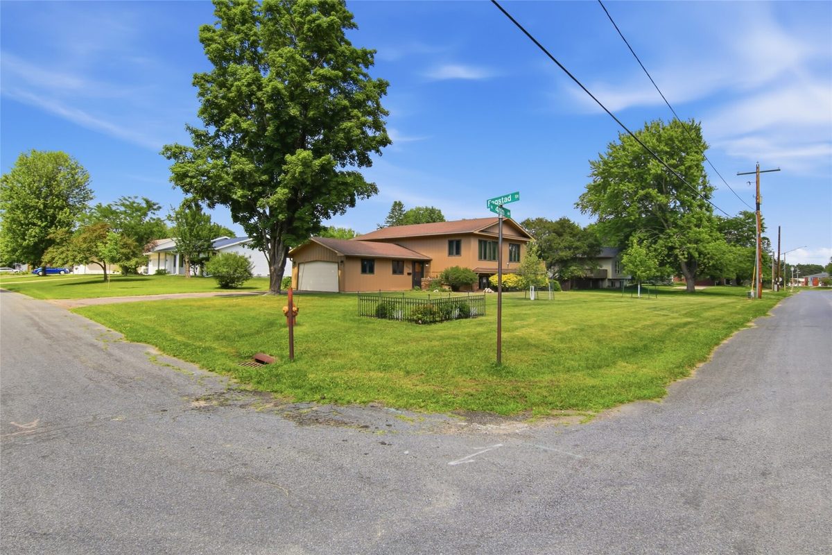 2003 4th Avenue, Menomonie WI 54751 - Residential house for sale - MLS #1602828 - image35