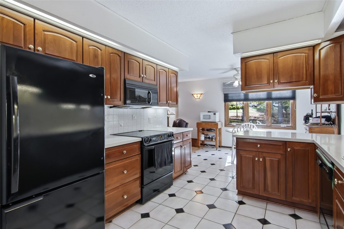 8145 Lowes Creek Road, Eau Claire WI 54701 - Residential house for sale - MLS #1605658 - image8