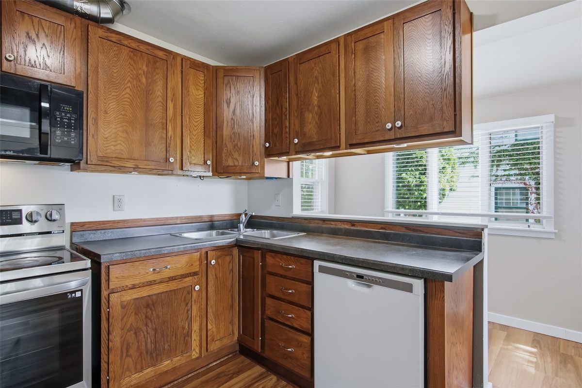 515 12th Avenue, Menomonie WI 54751 - Residential house for sale - MLS #1605241 - image2