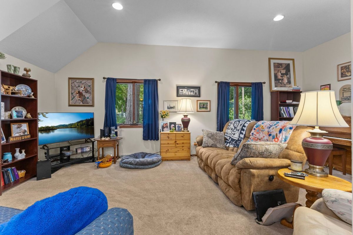 212 N Adams Street 2, St Croix Falls, WI