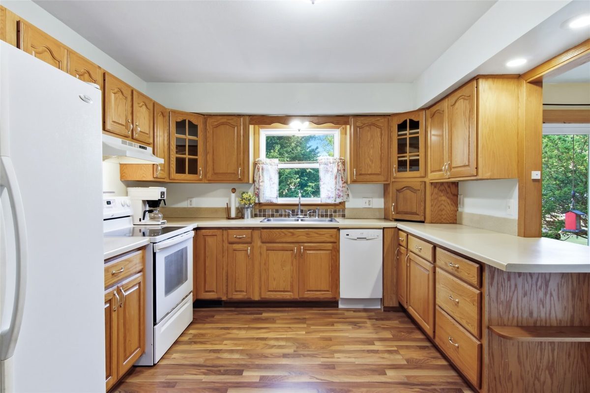 1002 Spruce Street, Chippewa Falls WI 54729 - Residential house for sale - MLS #1604203 - image4