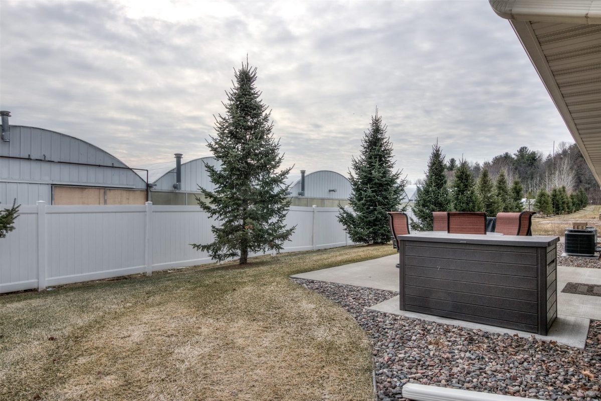 5609 Green Park Drive, Eau Claire, WI — photo 26