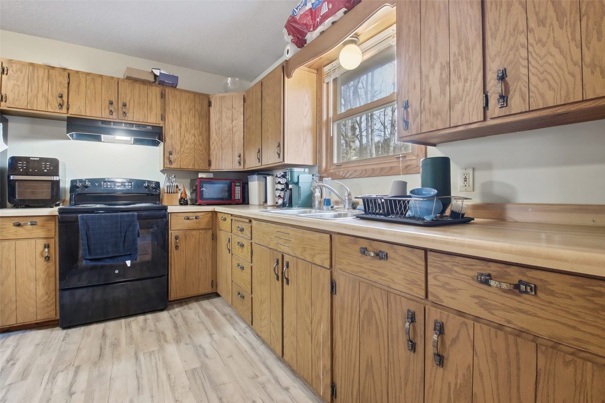 916-918 Michigan Street, Spooner WI 54801 - ResidentialIncome house for sale - MLS #1602379 - image10