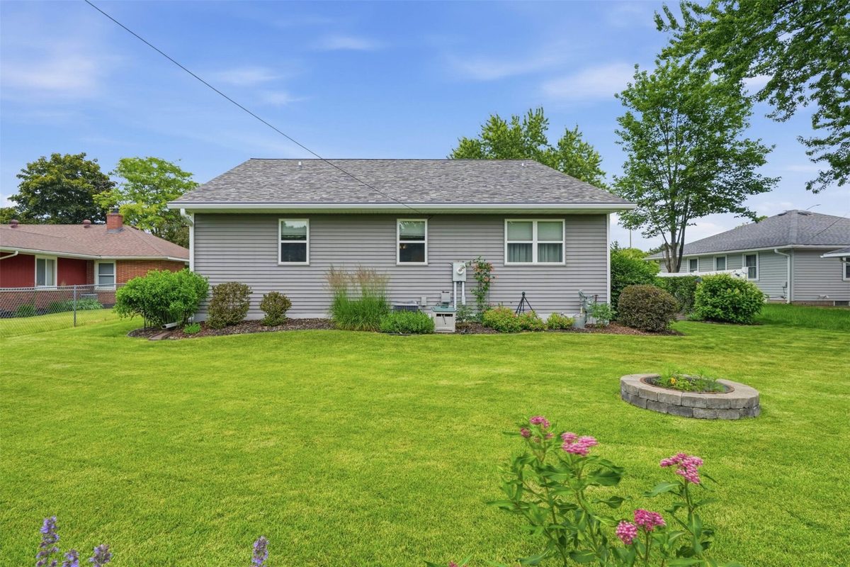 1715 Clairemont Avenue, Eau Claire WI 54701 - Residential house for sale - MLS #1602960 - image37