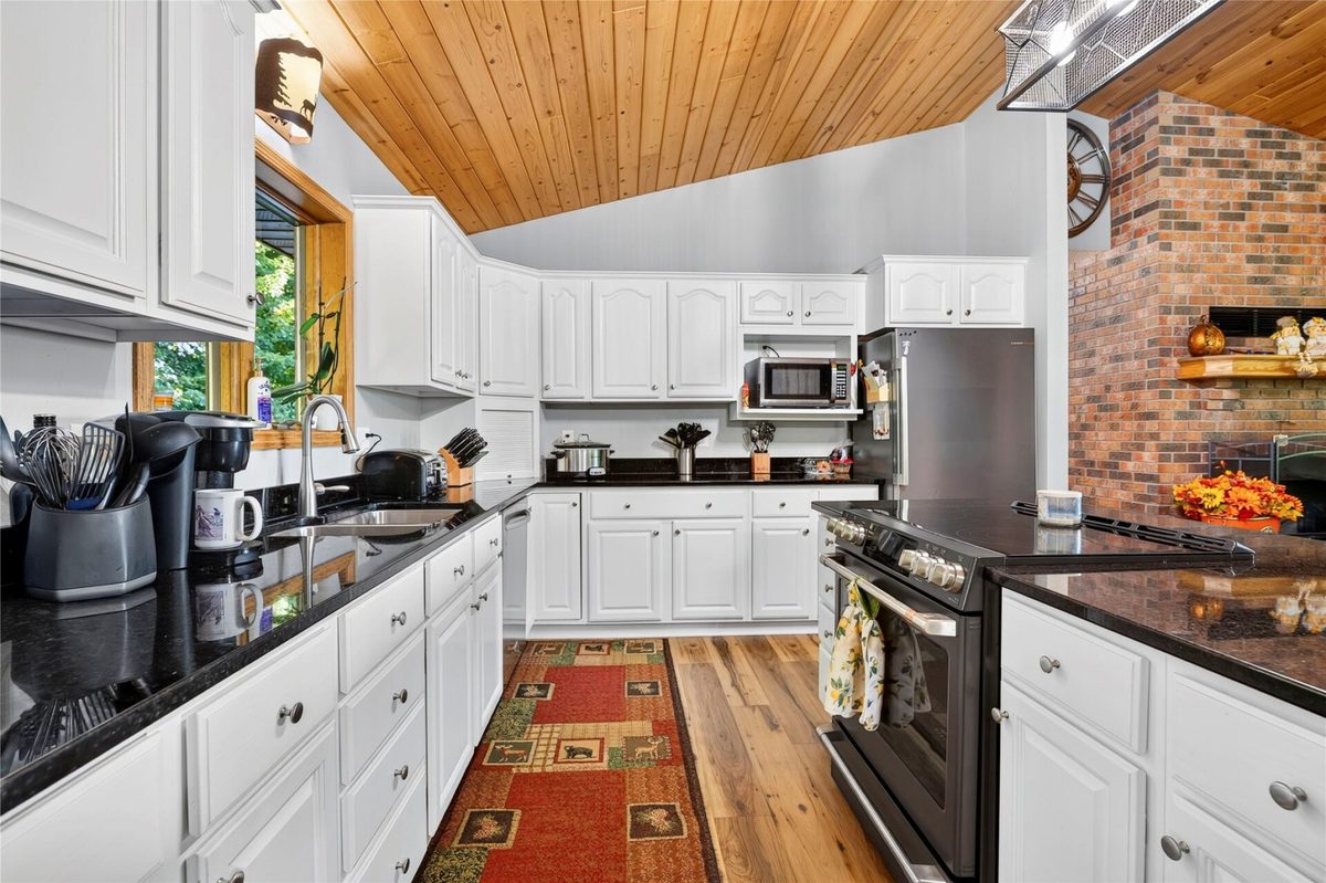 2092 28th Avenue, Rice Lake WI 54868 - Residential house for sale - MLS #1604546 - image4