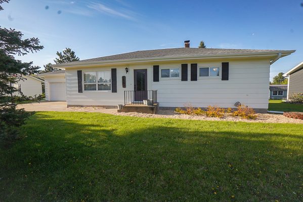 2551 Sunridge Street, Eau Claire, WI