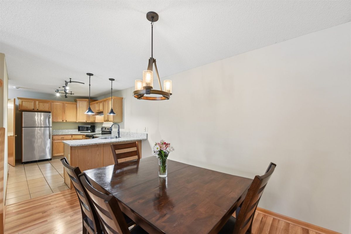 2335 Oakridge Circle, Hudson WI 54016 - Residential house for sale - MLS #1601662 - image8