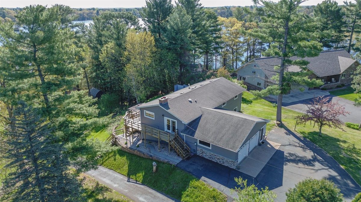 19526 74th Avenue, Chippewa Falls WI 54729 - Residential house for sale - MLS #1598597 - image2