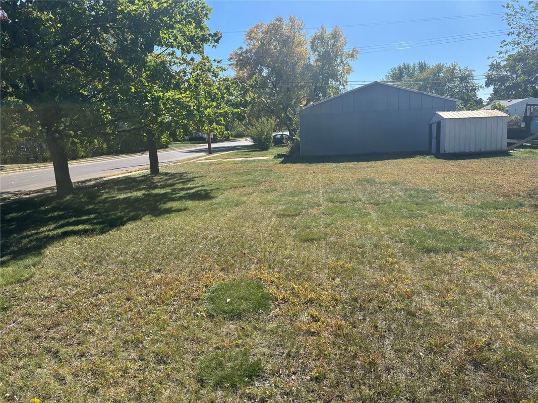 212 9th Street, Altoona WI 54720 - Land house for sale - MLS #1605827 - image3