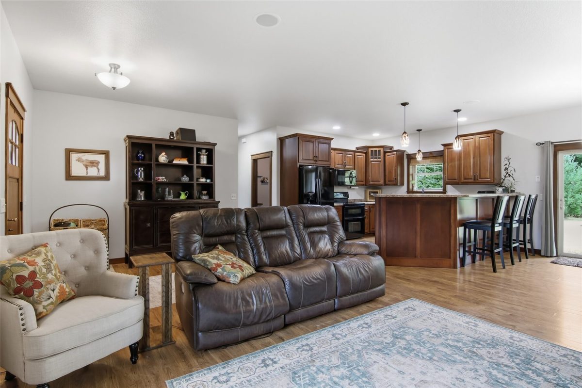 N1833 980th Street, Eau Claire WI 54701 - Residential house for sale - MLS #1603834 - image5