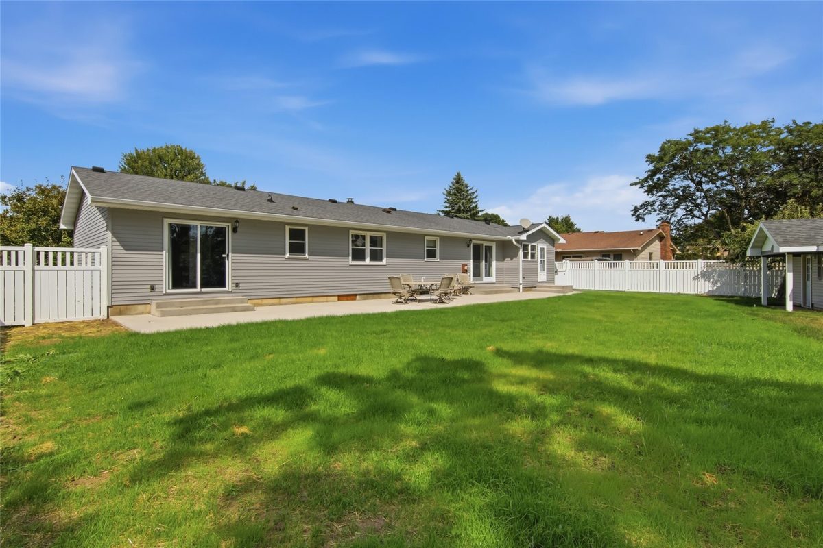 1815 Frisbie Lane, Eau Claire WI 54703 - Residential house for sale - MLS #1604626 - image5
