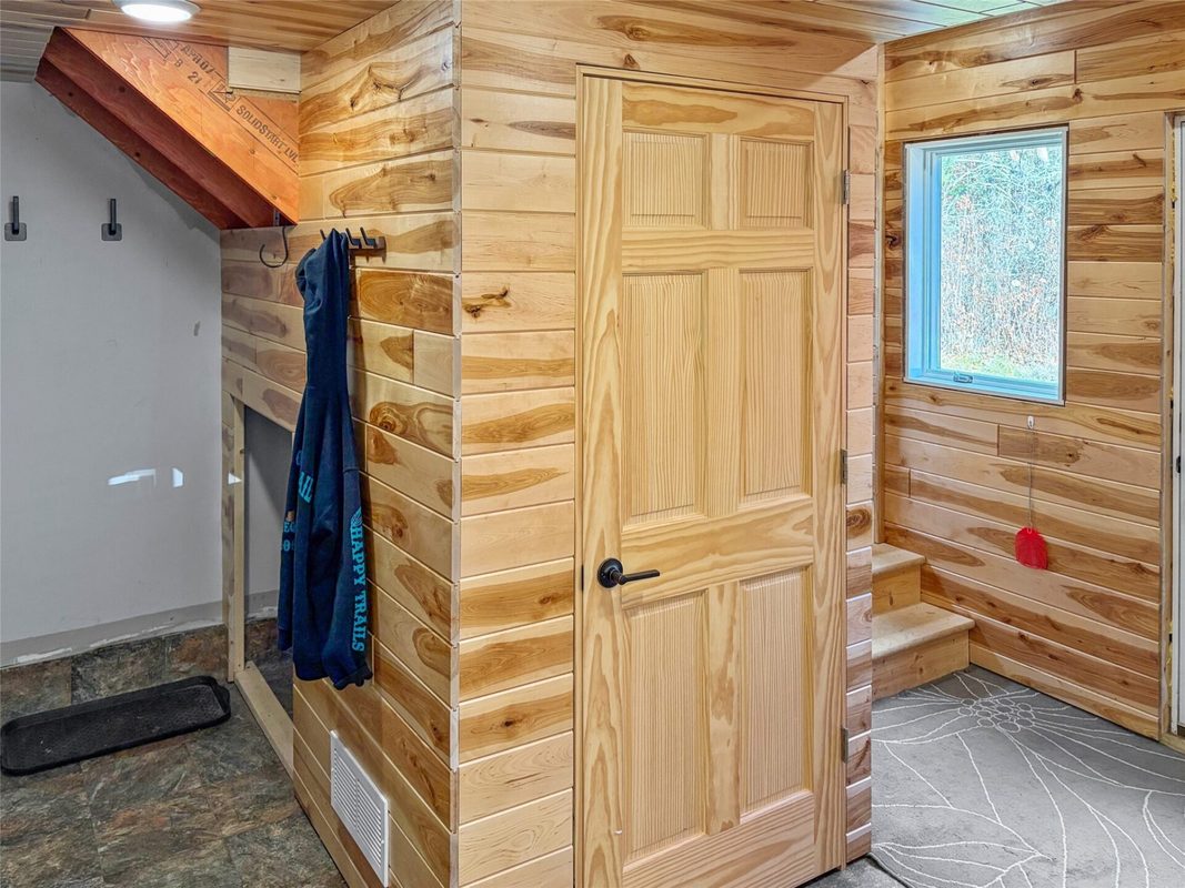 8037 Pow Road, Springbrook WI 54875 - Residential house for sale - MLS #1606055 - image11