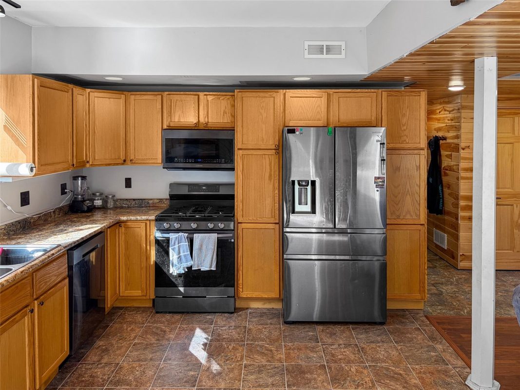 8037 Pow Road, Springbrook WI 54875 - Residential house for sale - MLS #1606055 - image17