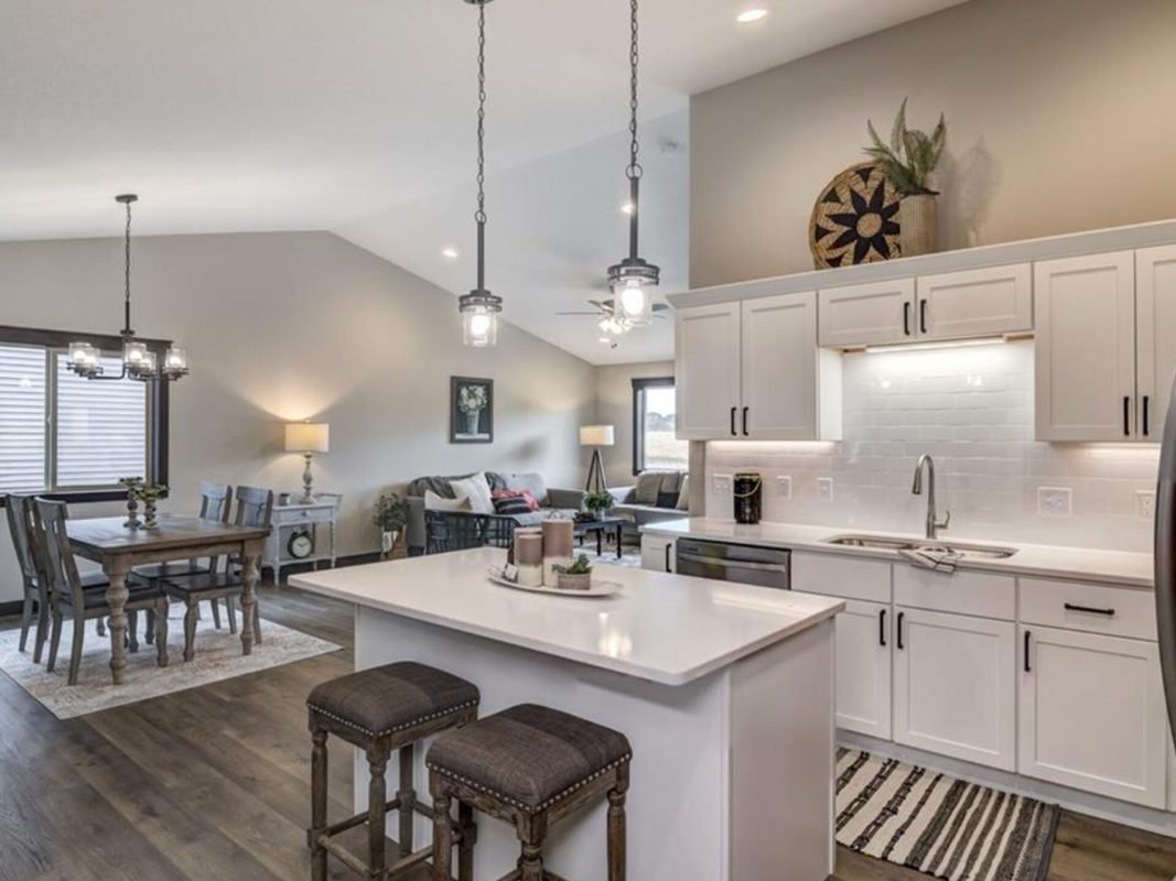 5612 Moss Trail, Eau Claire WI 54701 - Residential house for sale - MLS #1606153 - image2