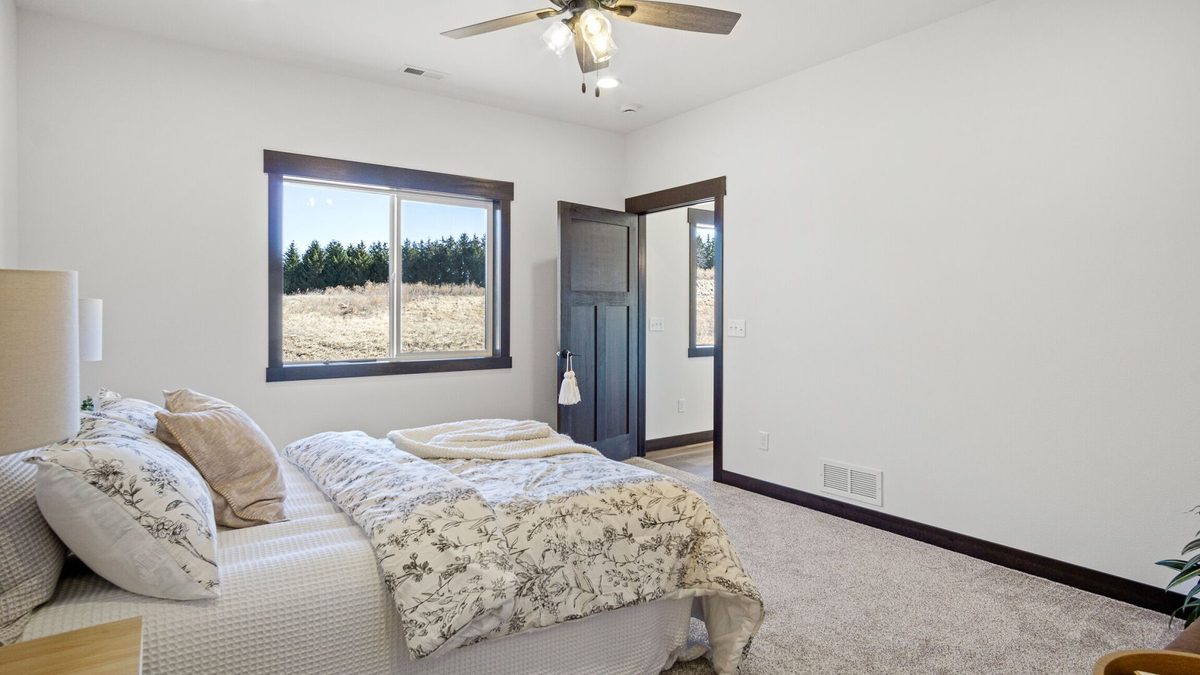 3327 Sunflower Lane, Eau Claire WI 54703 - Residential house for sale - MLS #1599780 - image17