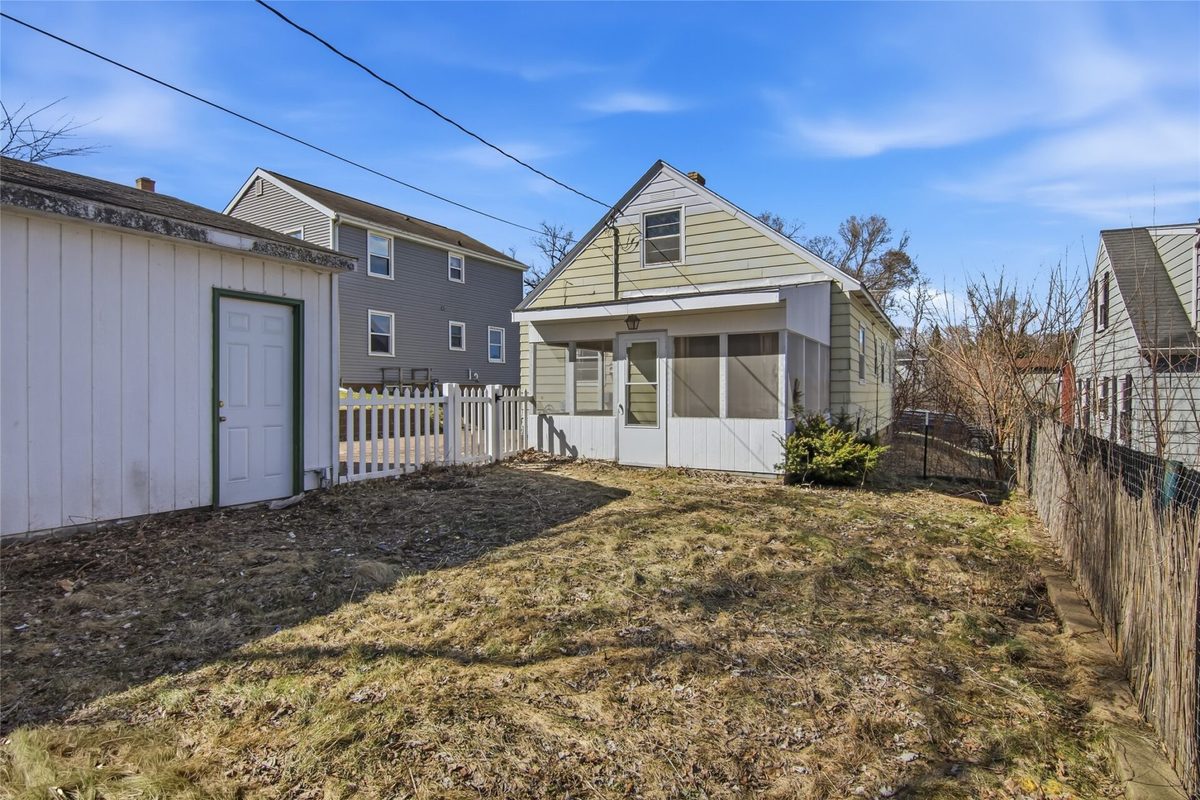 615 Vine Street, Eau Claire, WI