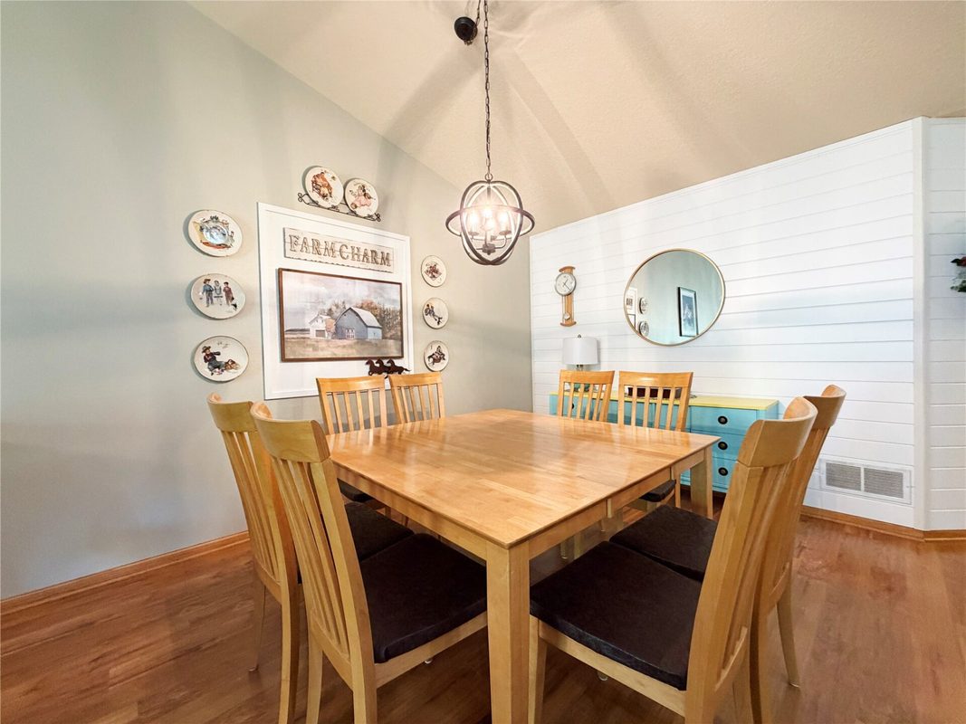 1220 Orchard Beach Lane, Rice Lake WI 54868 - Residential house for sale - MLS #1604286 - image11