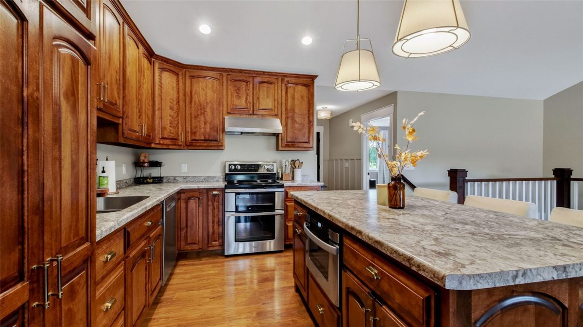2168 Saint Andrews Drive, Altoona WI 54720 - Residential house for sale - MLS #1604585 - image5