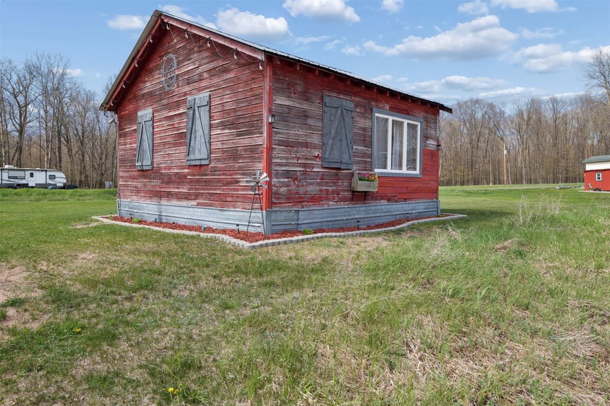 316 Wennenberg Shore Drive, Shell Lake WI 54871 - Residential house for sale - MLS #1599415 - image12