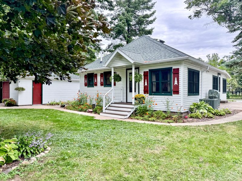 865 23 7/8 Street