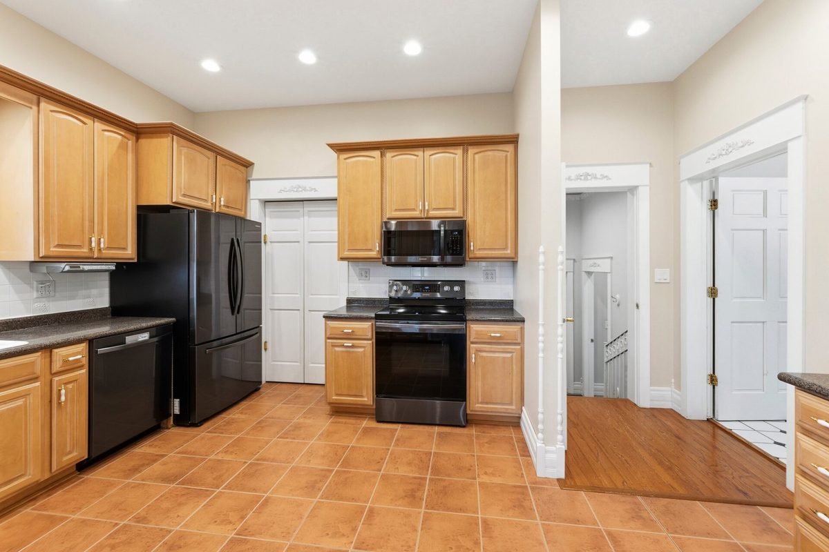 W11480 Avon Road, Alma Center WI 54611 - Residential house for sale - MLS #1601787 - image16